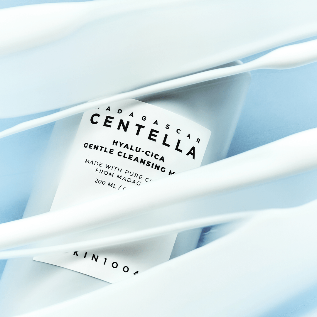 Hyalu-Cica Gentle Cleansing Milk — SKIN1004